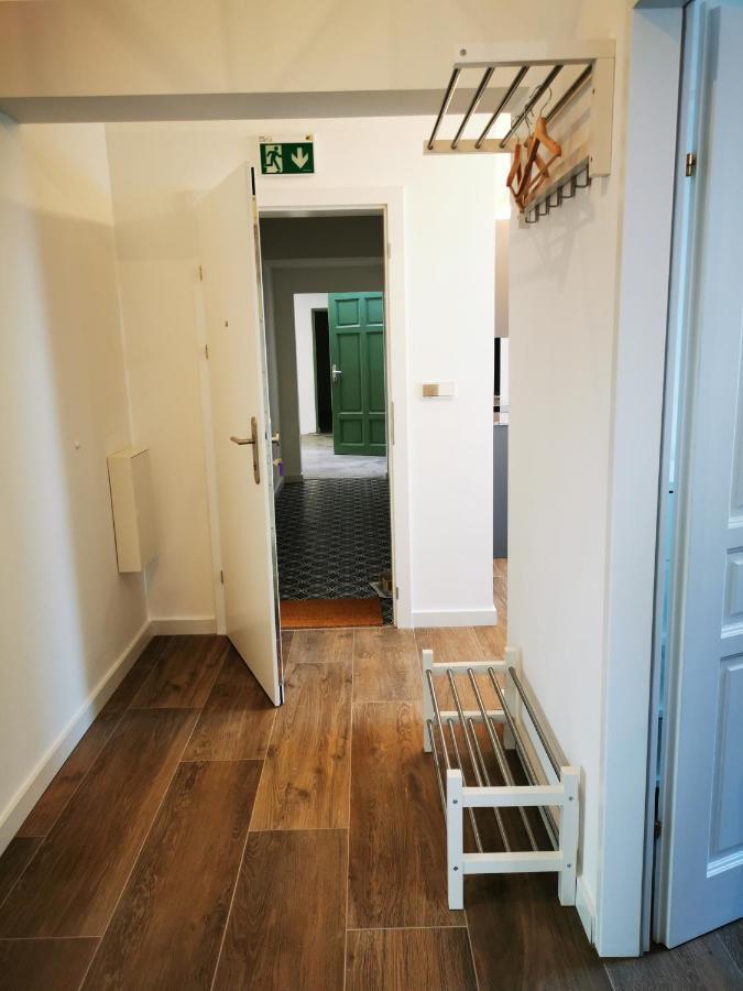 Sissi Apartments Achau Exteriör bild
