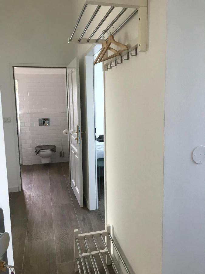 Sissi Apartments Achau Exteriör bild